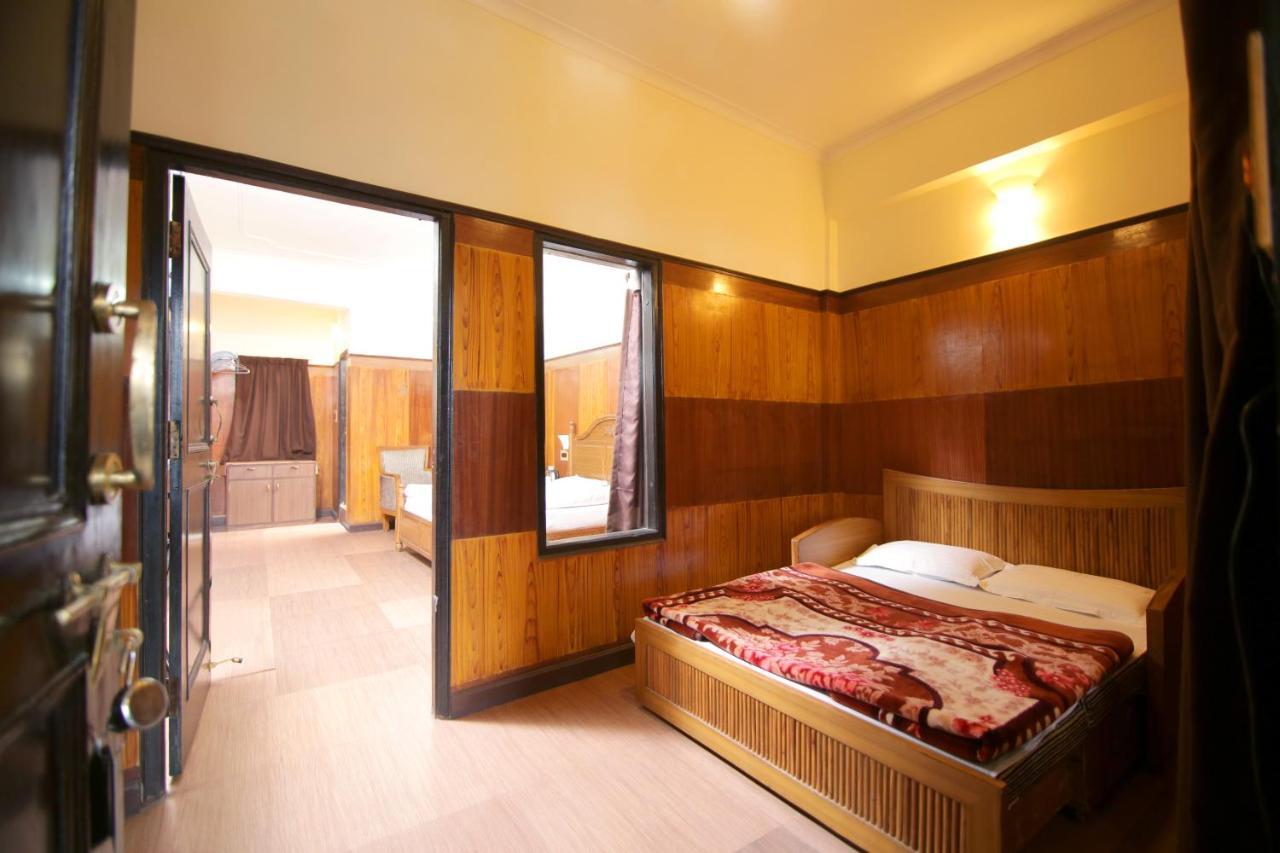 Ashokas Naini Chalet Найнитал Номер фото